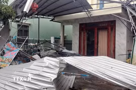 Lốc xoáy làm tốc mái, hư hỏng 47 căn nhà ở Cao Bằng