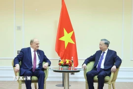 Tổng Bí thư Tô Lâm tiếp Chủ tịch Đảng Cộng sản Nga Gennady Zyuganov. (Ảnh: Thống Nhất/TTXVN)