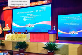 Nâng cao chất lượng công tác đảng, công tác chính trị của ngành ngoại giao