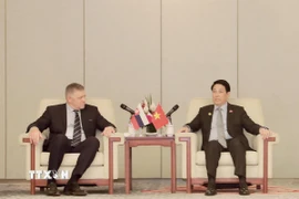 Chủ tịch nước Lương Cường hội kiến Thủ tướng Slovakia Robert Fico. (Ảnh: TTXVN)