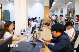 Ủy ban Nhân dân phường Buôn Ma Thuột (mới), tỉnh Đắk Lắk vận hành thử nghiệm Trung tâm phục vụ hành chính công. (Ảnh: Hoài Thu/TTXVN)