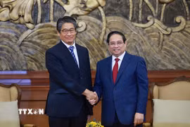 Thủ tướng Phạm Minh Chính tiếp Đại sứ Nhật Bản tại Việt Nam Ito Naoki. (Ảnh: Dương Giang/TTXVN)