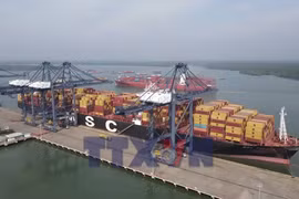 Kinh tế Việt Nam giữ đà tăng trưởng trong biến động toàn cầu 
