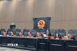 Ủy ban thẩm phán Tòa án nhân dân thành phố Hà Nội tại phiên tòa giám đốc thẩm chiều 30/9/2025 - phiên tòa giám đốc thẩm đầu tiên của Tòa án Nhân dân thành phố Hà Nội sau Nghị quyết 81. (Ảnh: Kim Anh/TTXVN)