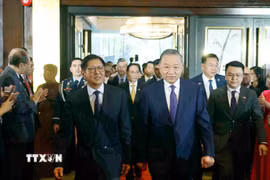 Tổng Bí thư, Chủ tịch nước Tô Lâm và Tổng thống Philippines Ferdinand Romualdez Marcos Jr. đến dự Diễn đàn Doanh nghiệp Việt Nam-Philippines. (Ảnh: Thống Nhất/TTXVN)
