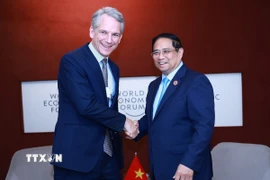 Thủ tướng Phạm Minh Chính tiếp ông Peter Koerte, Giám đốc công nghệ và Giám đốc chiến lược Tập đoàn Siemens AG (Đức). (Ảnh: Dương Giang/TTXVN)