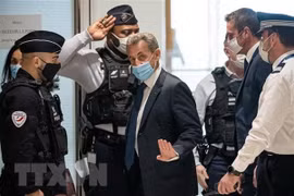 Cựu Tổng thống Pháp Nicolas Sarkozy hầu tòa vì cáo buộc tài trợ phi pháp