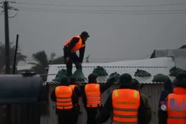 Thủ tướng chỉ đạo các địa phương ứng phó khẩn cấp với bão số 10 