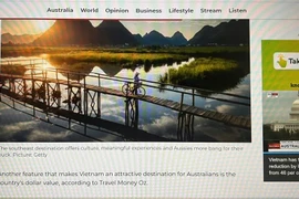 Bài viết đăng trên trang tin Sky News ca ngợi du lịch Việt Nam. (Nguồn: Sky News)