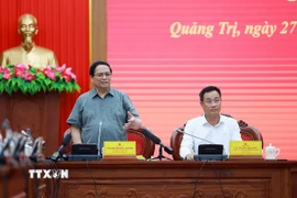 Thủ tướng Phạm Minh Chính làm việc với Ban Thường vụ Tỉnh ủy Quảng Trị. (Ảnh: Dương Giang/TTXVN)