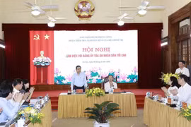 Chủ tịch Quốc hội Trần Thanh Mẫn, Trưởng Đoàn Kiểm tra, giám sát số 11 làm việc với Đảng ủy Toà án Nhân dân tối cao. (Ảnh: Doãn Tấn/TTXVN)