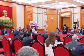 Tổng Bí thư tiếp Trưởng đoàn các nước dự Lễ mở ký Công ước Hà Nội 