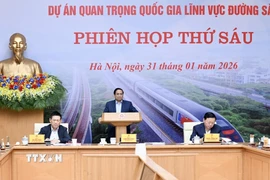 Thủ tướng Phạm Minh Chính chủ trì Phiên họp thứ sáu của Ban Chỉ đạo các công trình trọng điểm, dự án quan trọng quốc gia lĩnh vực đường sắt. (Ảnh: Dương Giang/TTXVN)