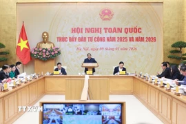 Thủ tướng Phạm Minh Chính chủ trì Hội nghị trực tuyến toàn quốc thúc đẩy đầu tư công năm 2025 và năm 2026. (Ảnh: Dương Giang/TTXVN)