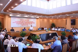 Hội nghị chuyển giao các Hội do Đảng, Nhà nước giao nhiệm vụ phạm vi Thành phố về trực thuộc Ủy ban Mặt trận Tổ quốc Việt Nam thành phố Hà Nội. (Ảnh: Văn Điệp/TTXVN)