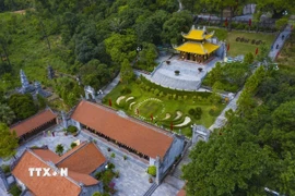 Chùa Côn Sơn được hình thành từ thời Đinh-Lý (thế kỷ 10-12) và được phục dựng vào năm 1304, mở rộng vào năm 1329 bởi Đệ nhị Tổ Pháp Loa. (Ảnh: Minh Đức/TTXVN)