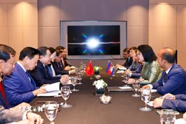 Chủ tịch Quốc hội Trần Thanh Mẫn gặp Chủ tịch Quốc hội Campuchia Samdech Maha Rathsaphethika Thipadei Khuon Sudary. (Ảnh: Doãn Tấn/TTXVN)