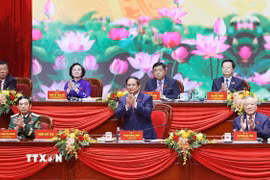 Đoàn Chủ tịch điều hành Đại hội đại biểu Đảng bộ Chính phủ lần thứ I, nhiệm kỳ 2025-2030. (Ảnh: Dương Giang/TTXVN)