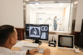 Phòng chụp CT 128 dãy tại Bệnh viện Nhi Hà Nội. (Ảnh: Minh Quyết/TTXVN)