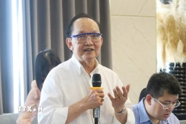 Giáo sư Trần Đông A phát biểu trong một hội nghị về hiến, ghép tạng. (Ảnh: Đinh Hằng/TTXVN)