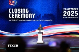 Thủ tướng Malaysia Anwar Ibrahim, Chủ tịch ASEAN 2025 phát biểu. (Ảnh: Dương Giang/TTXVN)