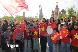 Kiều bào Việt Nam tại Liên bang Nga. (Ảnh: Tâm Hằng/TTXVN)
