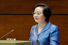 Đồng chí Phạm Thị Thanh Trà, Bí thư Trung ương Đảng, Phó Thủ tướng Chính phủ trình bày tham luận tại hội nghị toàn quốc sơ kết 1 năm vận hành mô hình tổ chức tổng thể của hệ thống chính trị và mô hình chính quyền 3 cấp. (Ảnh: Phương Hoa/TTXVN)