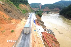 Tuyên Quang, Phú Thọ chủ động ứng phó nguy cơ xảy ra lũ quét, sạt lở, sụt lún 