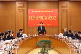 Chủ tịch nước Lương Cường, Trưởng Ban Chỉ đạo cải cách Tư pháp Trung ương phát biểu chỉ đạo. (Ảnh: Lâm Khánh/TTXVN)