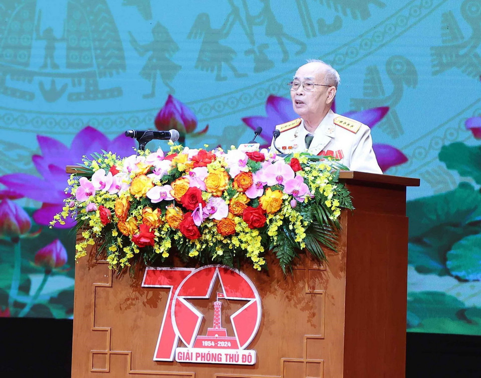 Ông Nguyễn Thụ, đại diện nhân chứng lịch sử phát biểu. (Ảnh: Văn Điệp/TTXVN)