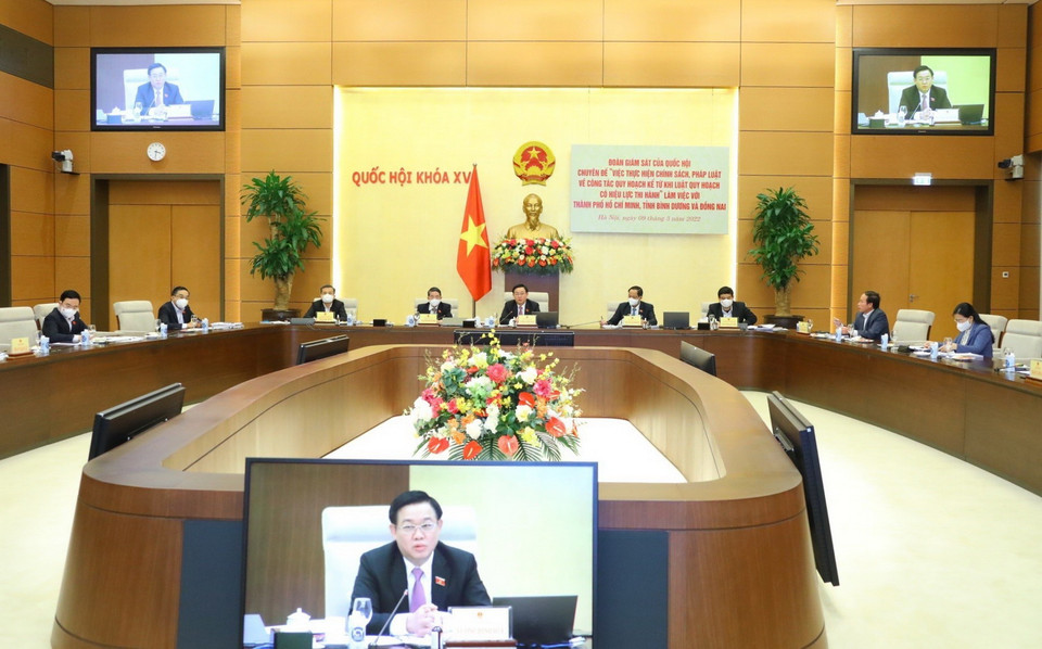 Chủ tịch Quốc hội Vương Đình Huệ chủ trì buổi làm việc với TP Hồ Chí Minh, Ninh Thuận và Đồng Nai về công tác quy hoạch. (Ảnh: Văn Điệp/TTXVN)