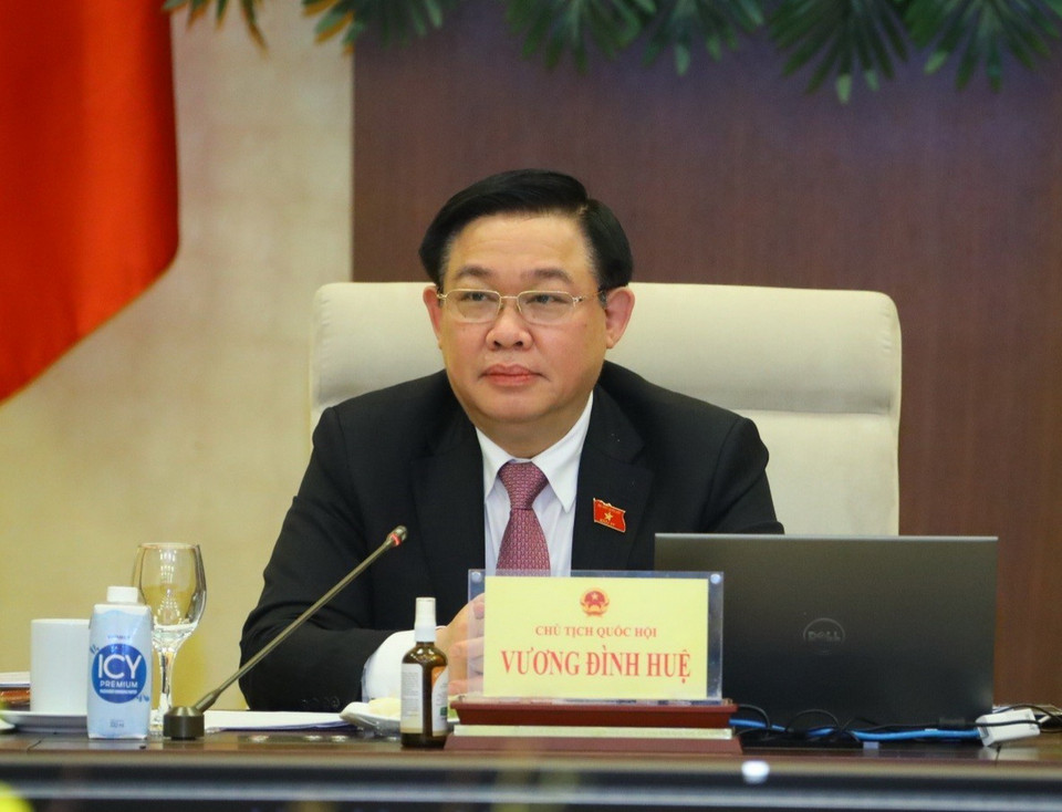 Chủ tịch Quốc hội Vương Đình Huệ phát biểu chỉ đạo tại buổi làm việc. (Ảnh: Văn Điệp/TTXVN)