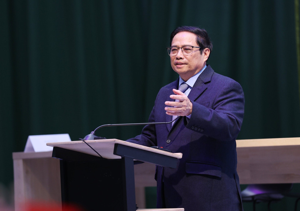 Thủ tướng Phạm Minh Chính phát biểu tại buổi làm việc với các CEO Khu công nghệ cao Brainport và tỉnh Bắc Brabant. (Ảnh: Dương Giang/TTXVN)