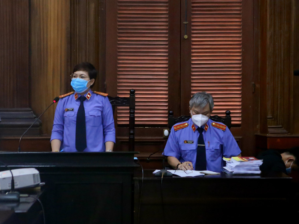 Đại diện Viện Kiểm sát nhân dân Thành phố Hồ Chí Minh tham gia phiên tòa. (Ảnh: Thành Chung/TTXVN)