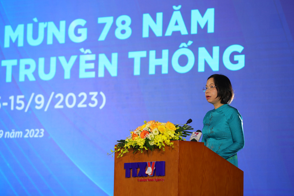 Tổng Giám đốc TTXVN Vũ Việt Trang phát biểu tại buổi lễ. (Ảnh: Hoàng Hiếu/TTXVN)