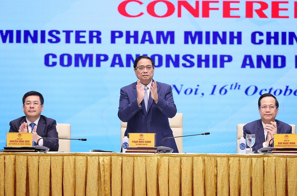 Thủ tướng Phạm Minh Chính chủ trì hội nghị. (Ảnh: Dương Giang/TTXVN)