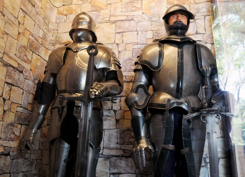 Trang phục áo giáp của kỵ binh Đức xuất hiện từ thế kỷ 16.