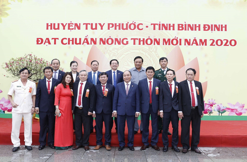 Chủ tịch nước Nguyễn Xuân Phúc với các đại biểu. (Ảnh: Thống Nhất/TTXVN) 
