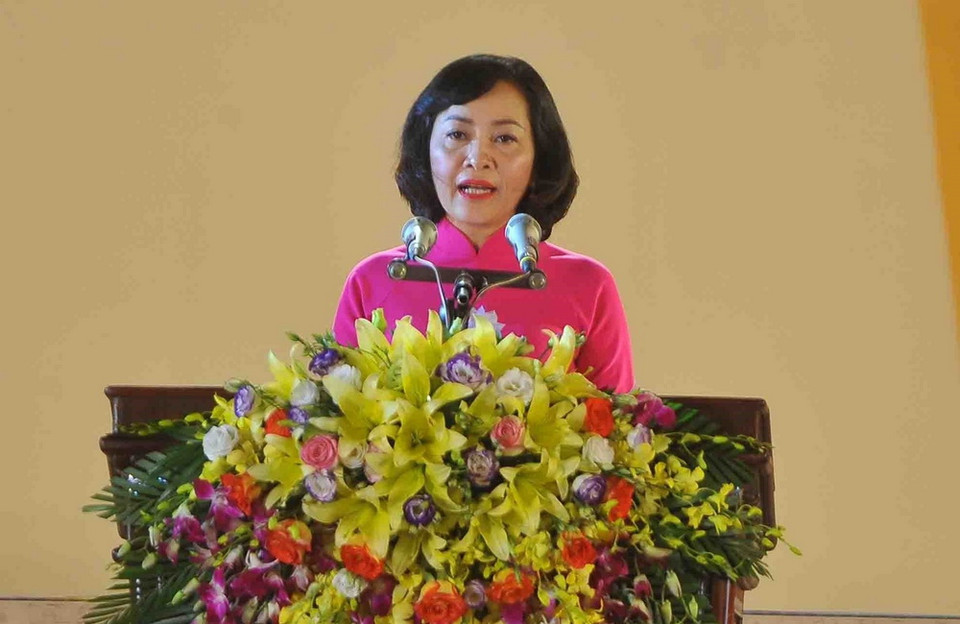 Bà Nguyễn Thị Thanh, Ủy viên Trung ương Đảng, Bí thư Tỉnh ủy, Trưởng đoàn đại biểu Quốc hội tỉnh Ninh Bình phát biểu khai mạc Lễ kỷ niệm 1.050 năm Nhà nước Đại Cồ Việt. (Ảnh: Trí Dũng/TTXVN)