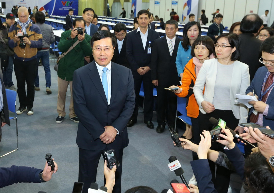 Phó Thủ tướng Chính phủ, Bộ trưởng Bộ Ngoại giao Phạm Bình Minh cho biết công tác chuẩn bị và hoàn tất Trung tâm báo chí quốc tế được tiến hành trong hơn một tuần, với sự phối hợp chặt chẽ giữa các bộ, ngành. (Ảnh: Lâm Khánh/TTXVN)