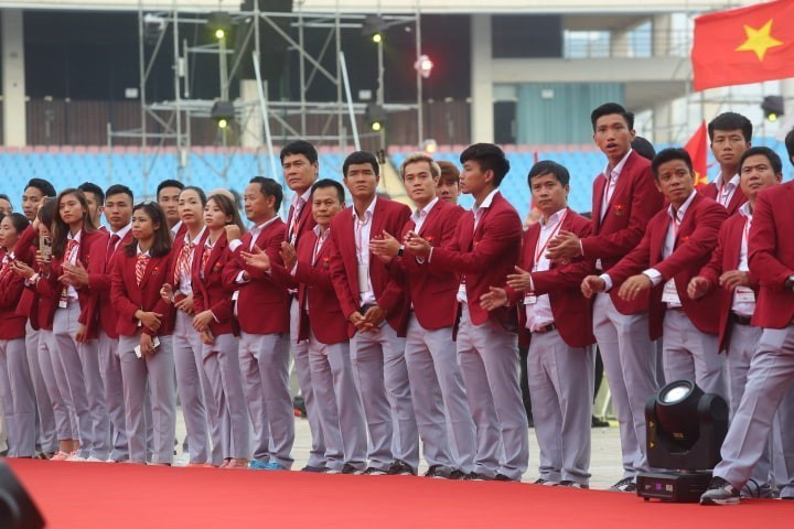 Thành viên Đoàn thể thao Việt Nam dự chương trình. (Ảnh: Thành Đạt/TTXVN)