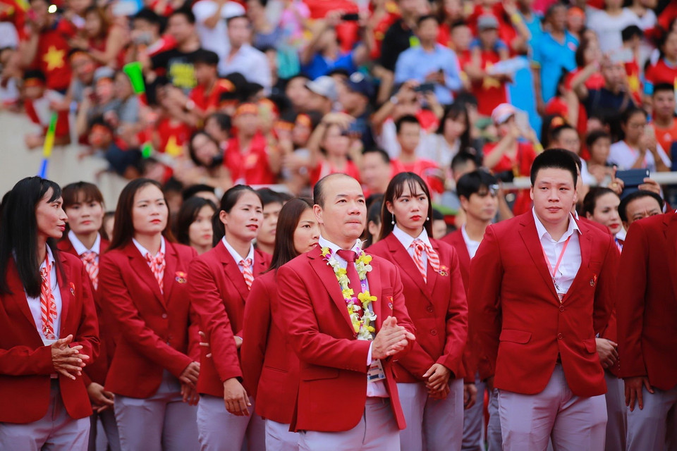 Các thành viên Đoàn thể thao Việt Nam dự chương trình Tự hào Việt Nam. (Ảnh: Trọng Đạt/TTXVN)