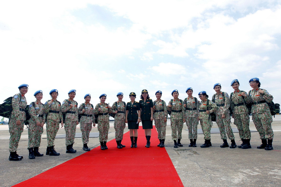 Lực lượng nữ tham gia đội hình Bệnh viện dã chiến 2.3 làm nhiệm vụ tại Bentiu, Nam Sudan. (Ảnh: Thanh Vũ/TTXVN)