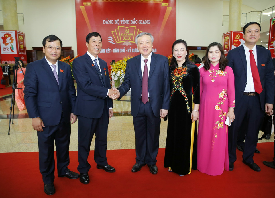 Ông Nguyễn Hòa Bình, Bí thư Trung ương Đảng, Chánh án Tòa án Nhân dân Tối cao và các đại biểu dự Đại hội. (Ảnh: Doãn Tấn/TTXVN)