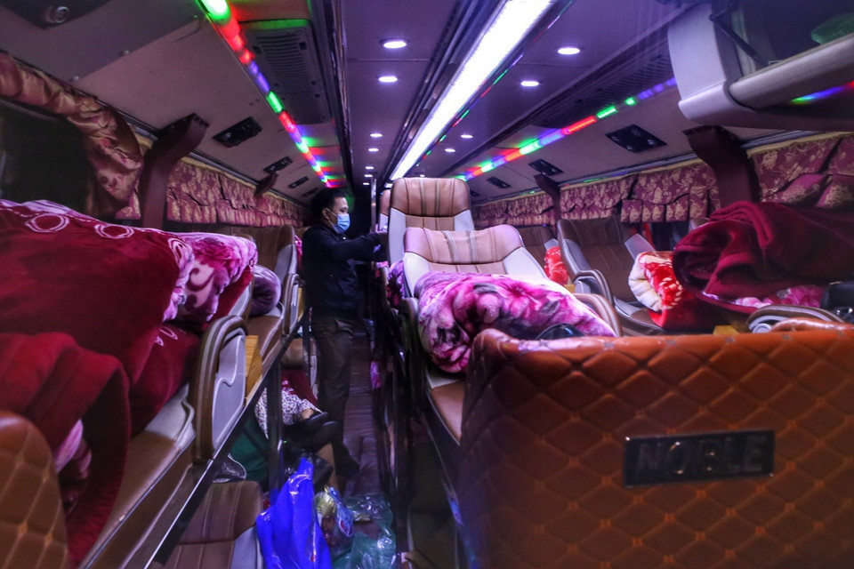 Chuyến Hà Nội-Cao Bằng tối nay có 21 hành khách. (Ảnh: Tuấn Đức/TTXVN)