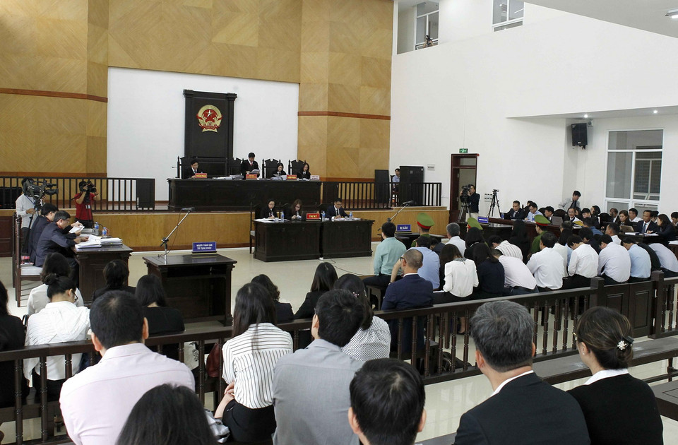 Quang cảnh phiên tòa. (Ảnh: TTXVN)