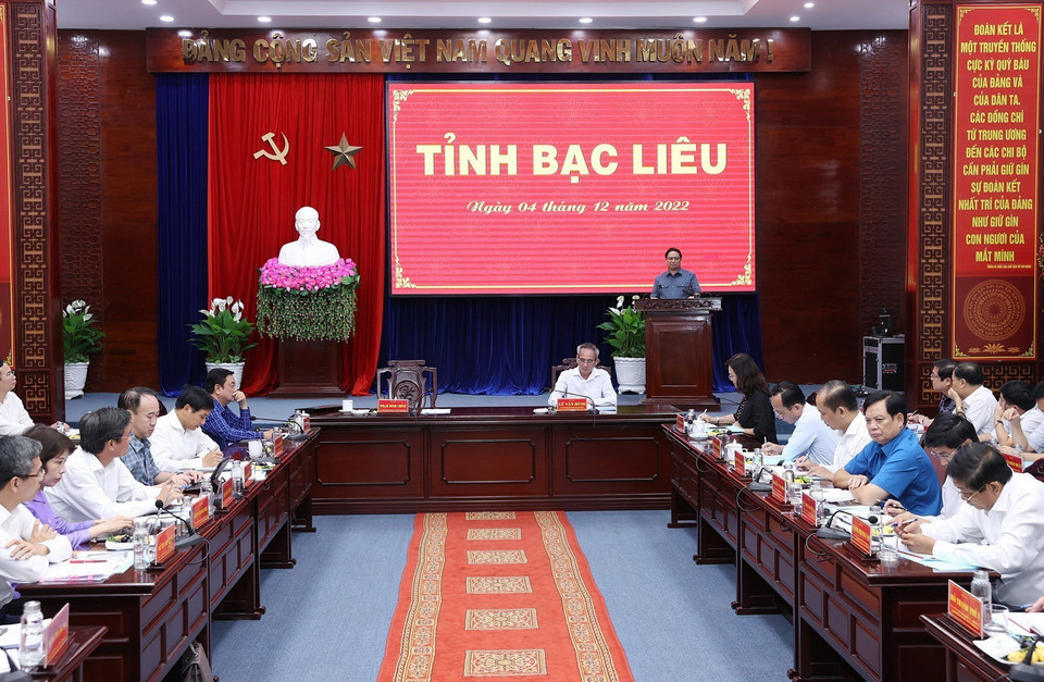 Thủ tướng Phạm Minh Chính kết luận buổi làm việc với lãnh đạo chủ chốt tỉnh Bạc Liêu. (Ảnh: Dương Giang/TTXVN) 