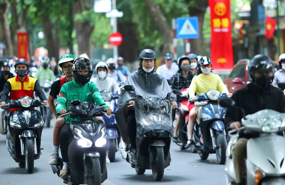 Theo dự báo của các chuyên gia khí tượng, đợt không khí lạnh vẫn sẽ tiếp tục và kéo dài trong khoảng 3-4 ngày tới. (Ảnh: An Đăng/TTXVN)