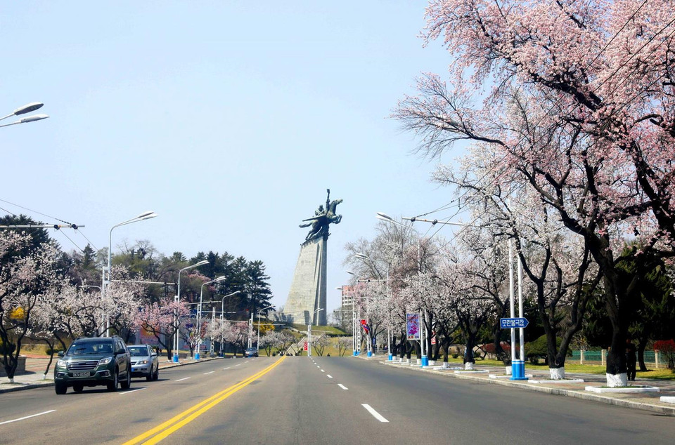 Tượng Vạn Lý Mã - bức tượng nổi tiếng ở Bình Nhưỡng. (Ảnh: Phương Hoa/TTXVN)