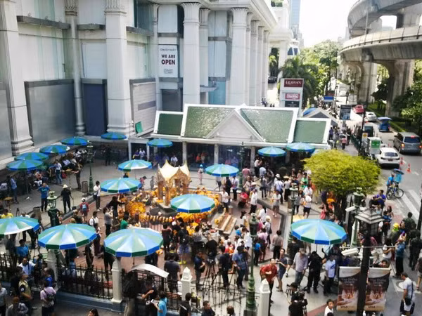 Đền Erawan nhìn từ trên cao. 
